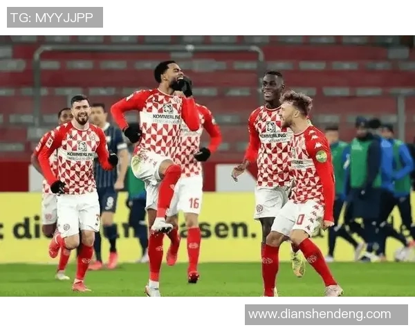 门兴主场告捷,保级前景一线曙光闪现 门兴主场告捷,保级前景一线曙光闪现