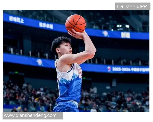 齐麟三分球命中率39展现潜力未来比赛能否继续提升表现引发关注